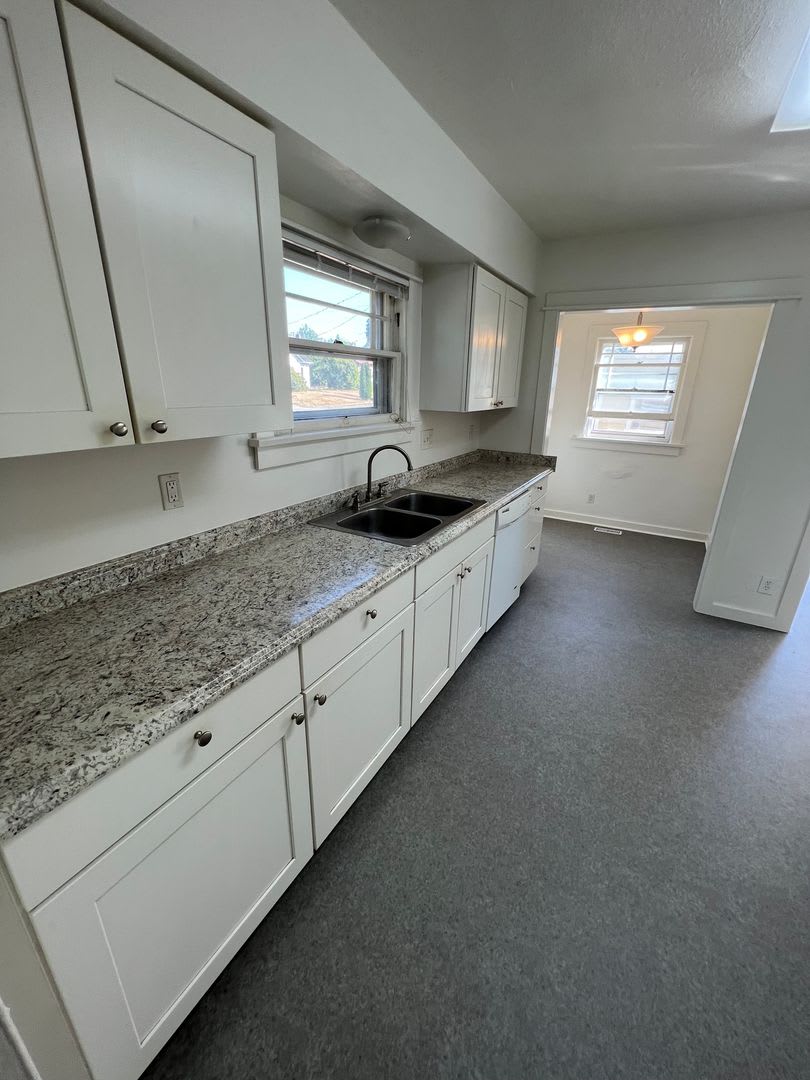 3Bd 1Ba Craftsman In Tacoma – photo 4