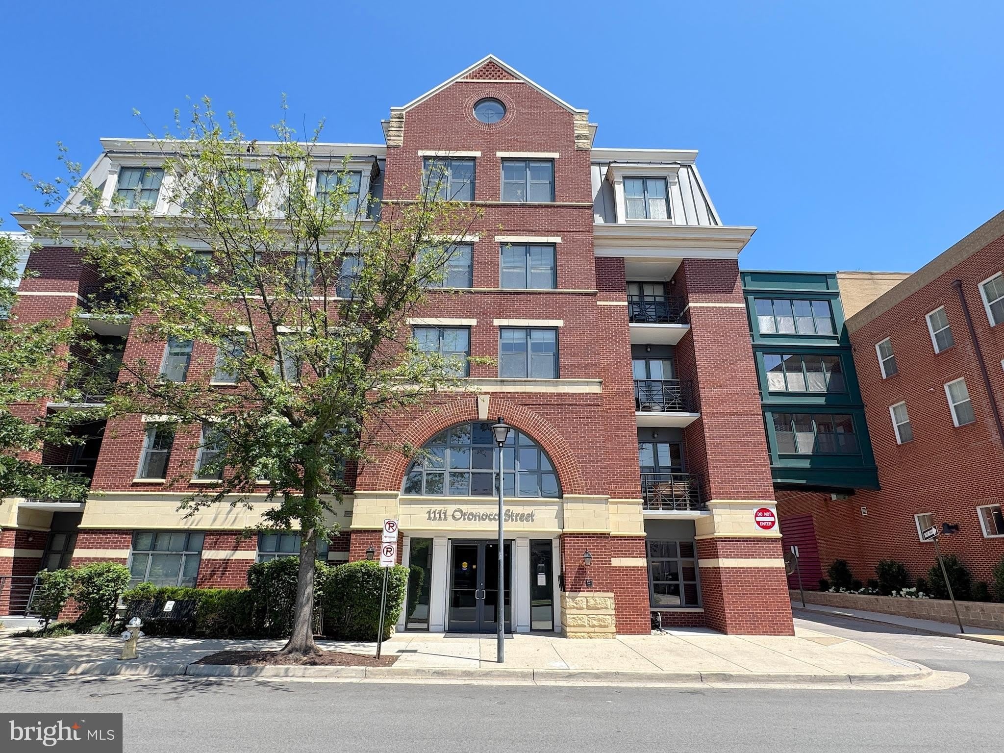 1111 Oronoco Street – photo 2
