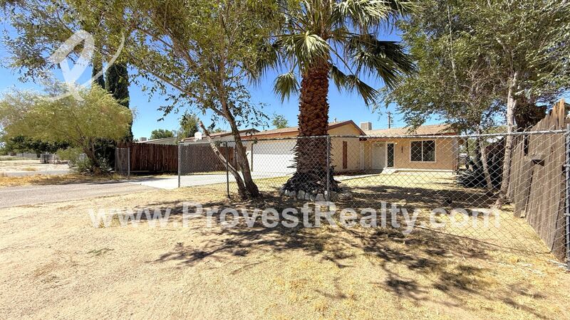16352 Vine St – photo 1