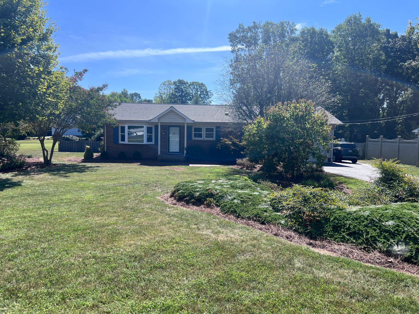Cozy 3-Bedroom 1.5 bath ranch home – photo 1
