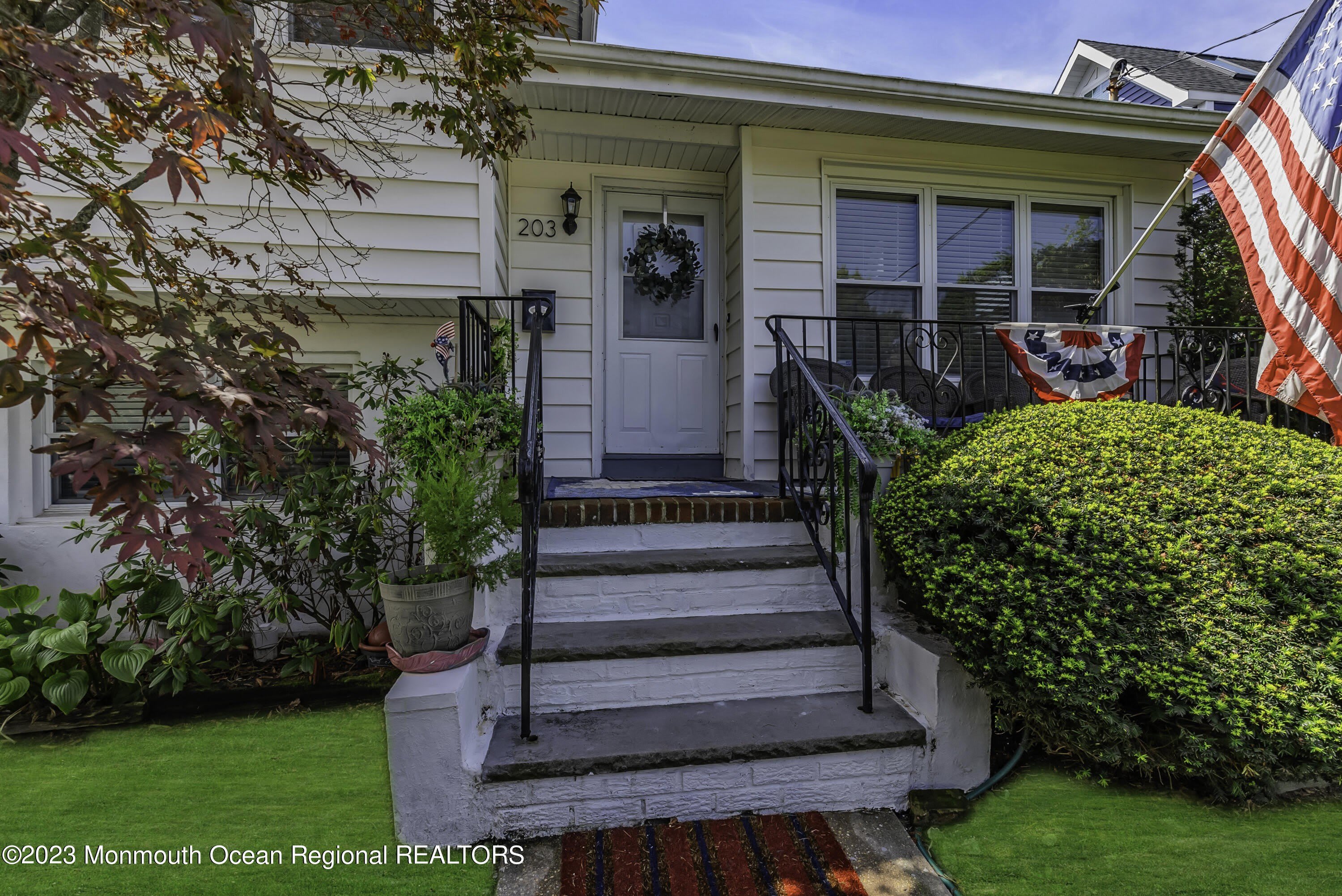 203 10Th Avenue – photo 5