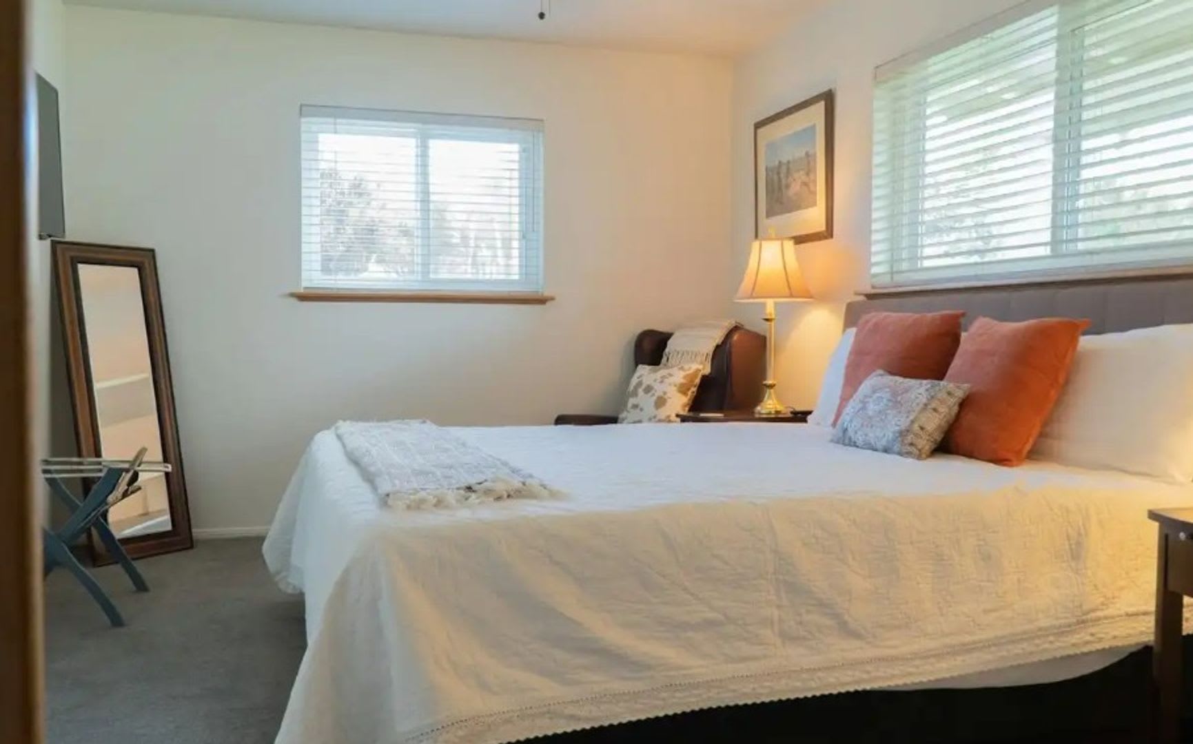 3 Bedroom 2 Bathroom Home in Wine Country! – photo 2