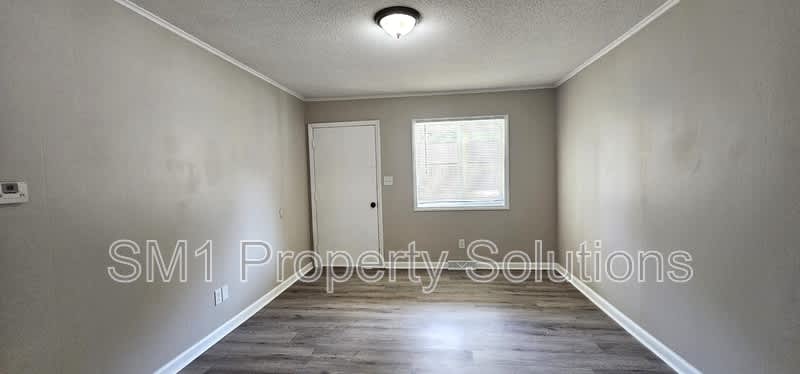 307 North Hall Street – photo 2