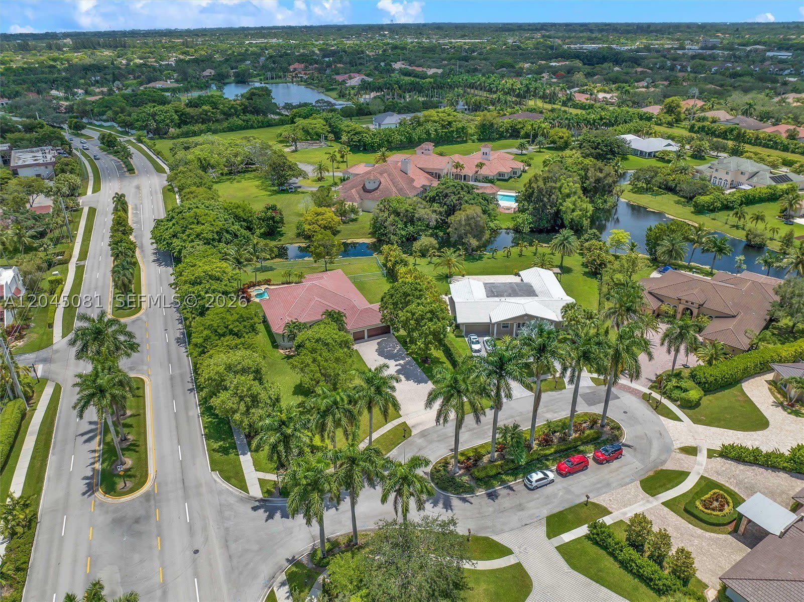 16310 Paddock Ln – photo 3