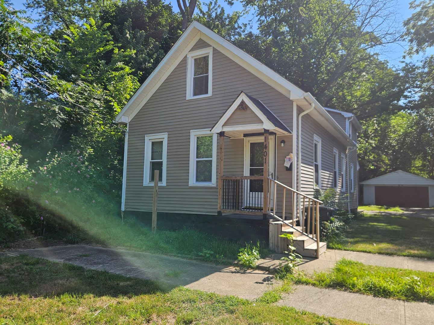 Spacious 4-Bedroom Cleveland Home with Updated Flooring & 2-Car Garage – photo 1
