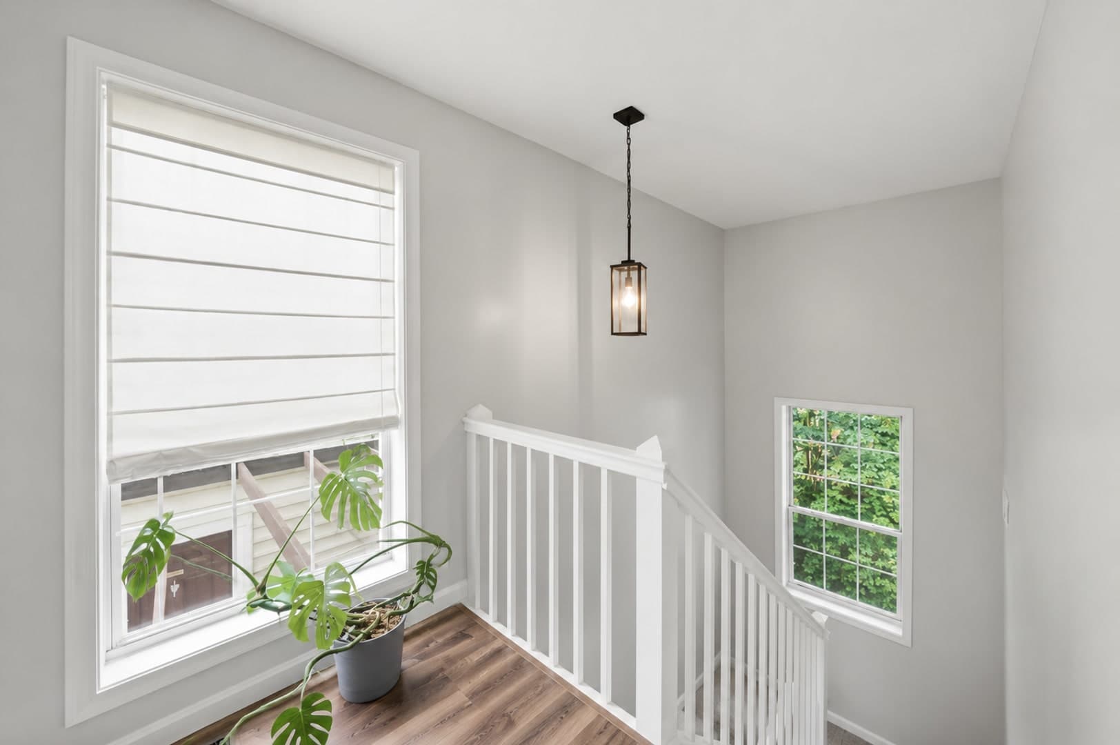 Large upper-level condo – photo 5