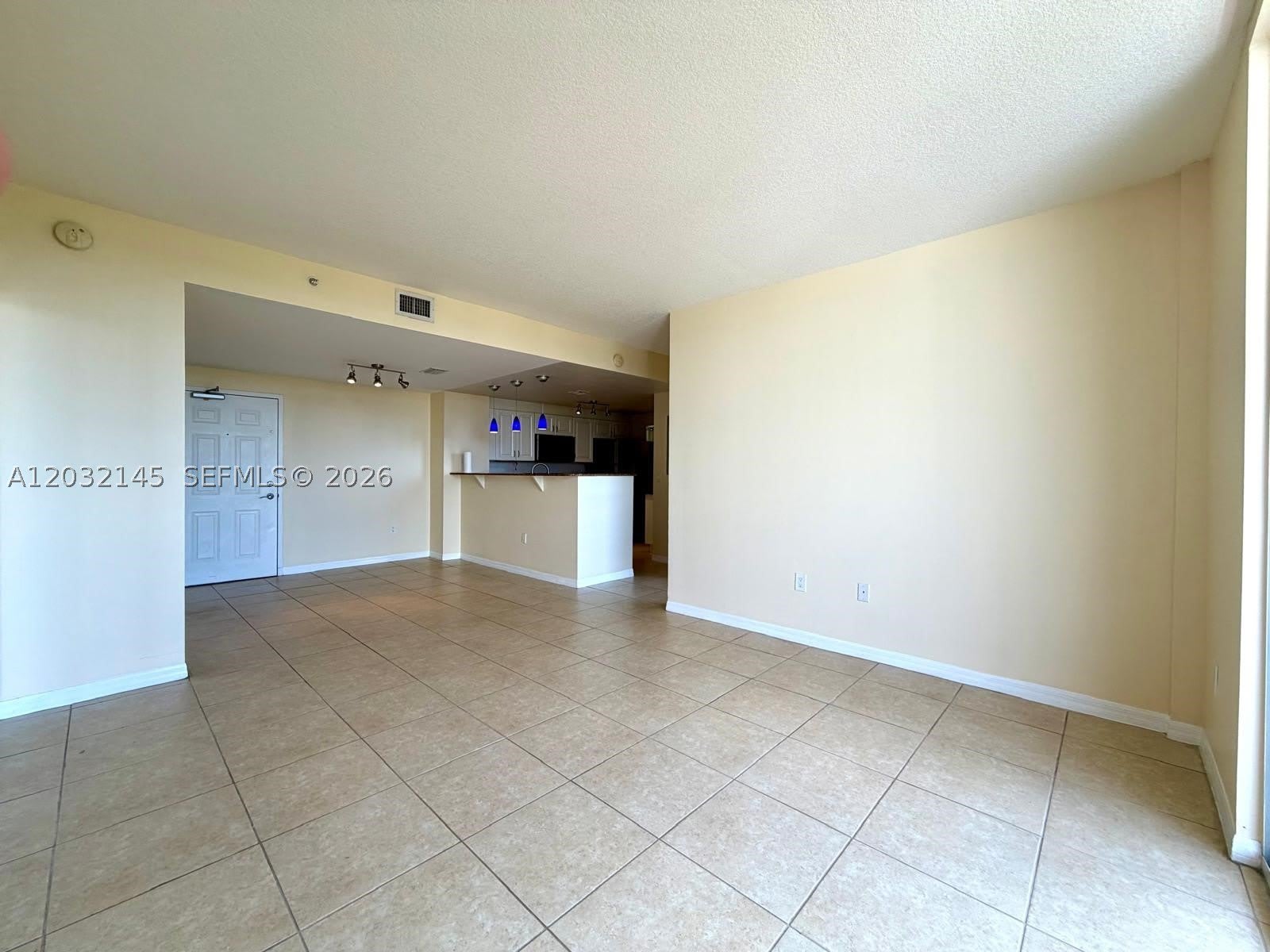 215 SW 42nd Ave – photo 5