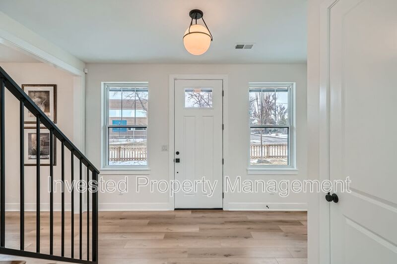 3701 N Steele St – photo 3