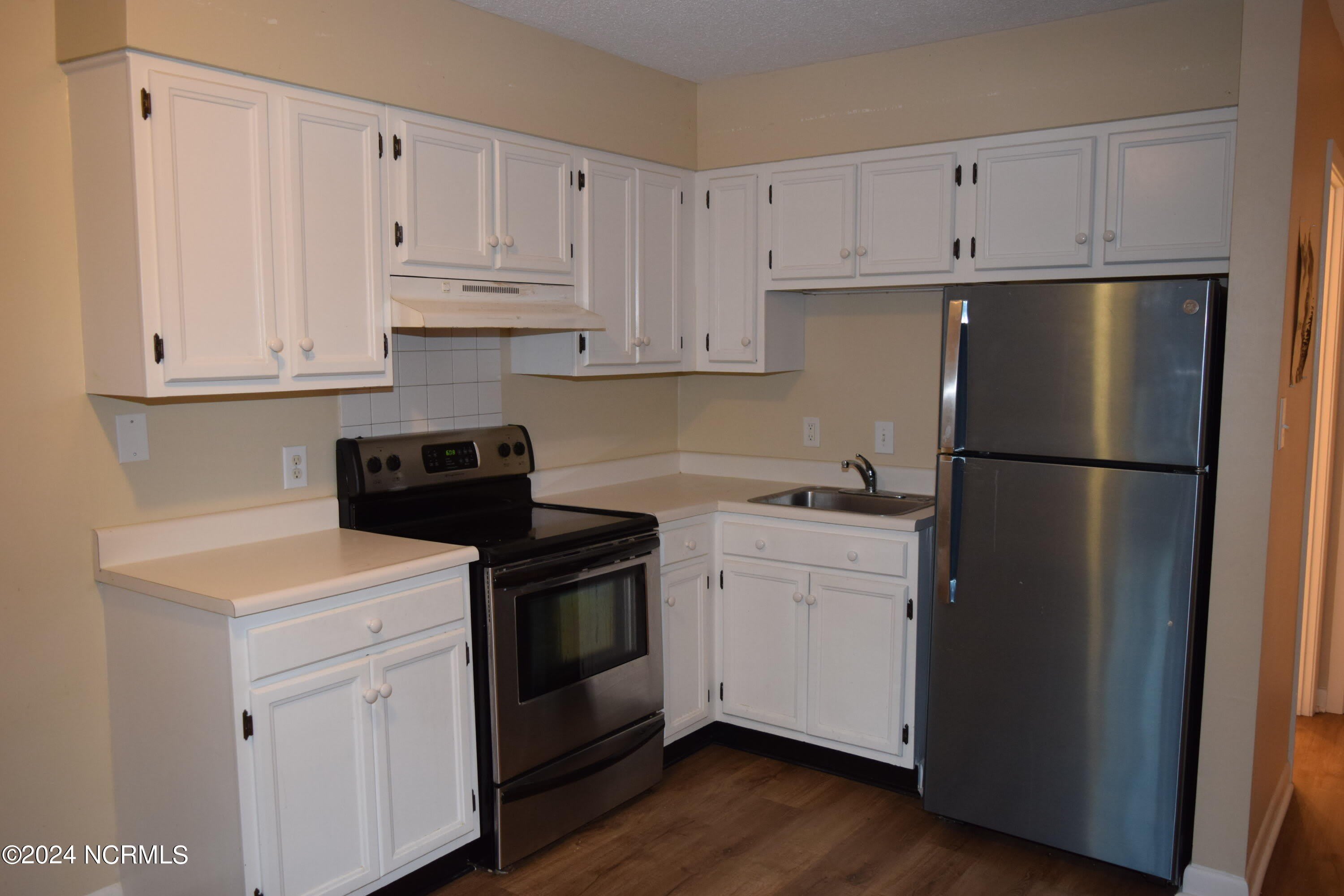 15 Mclean Road – photo 4