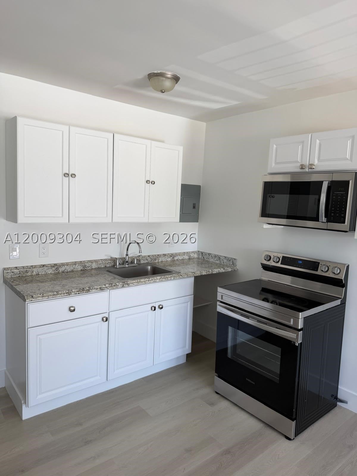 4840 NW 27th Ave – photo 4