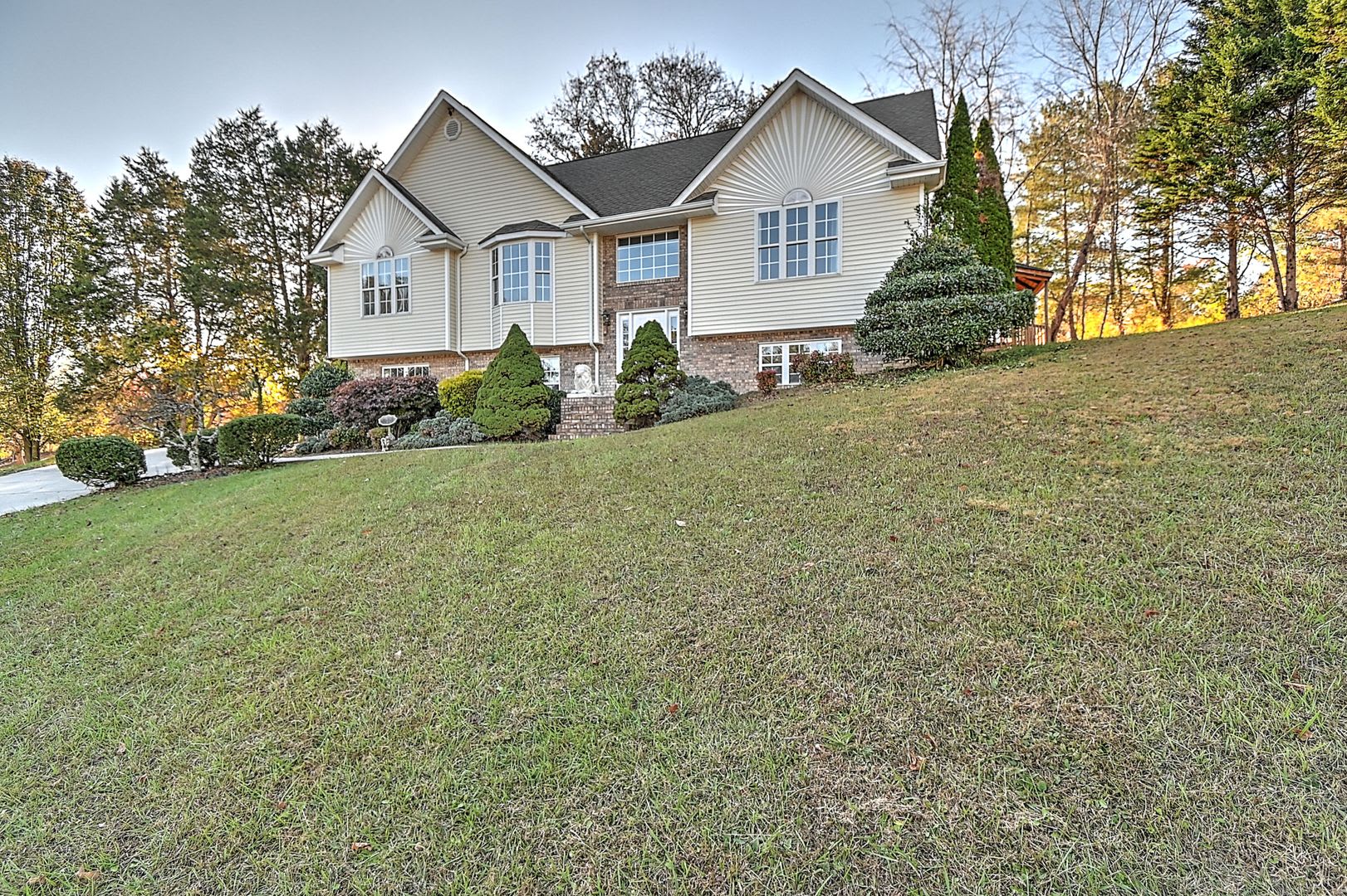 168 Old Mill Ct., Kingsport, TN 37664 – photo 1