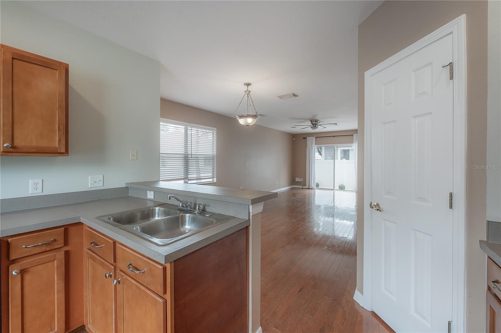 4951 Elizabeth Court – photo 5