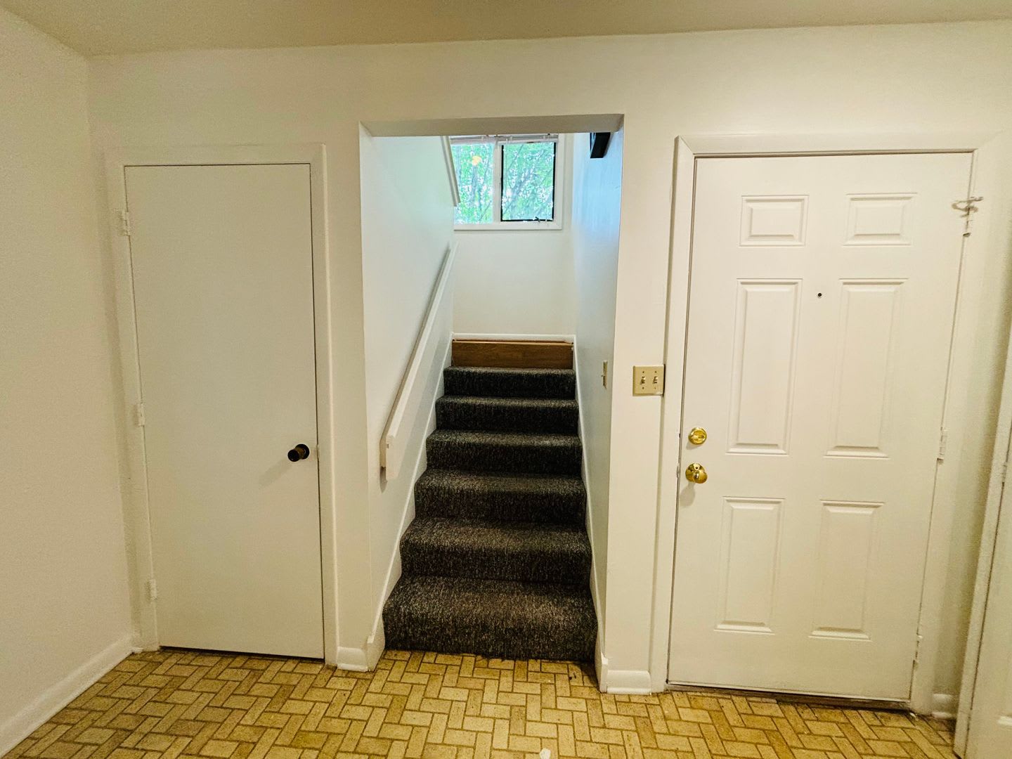 3 Bedroom 2.5 Bath Townhouse – photo 5