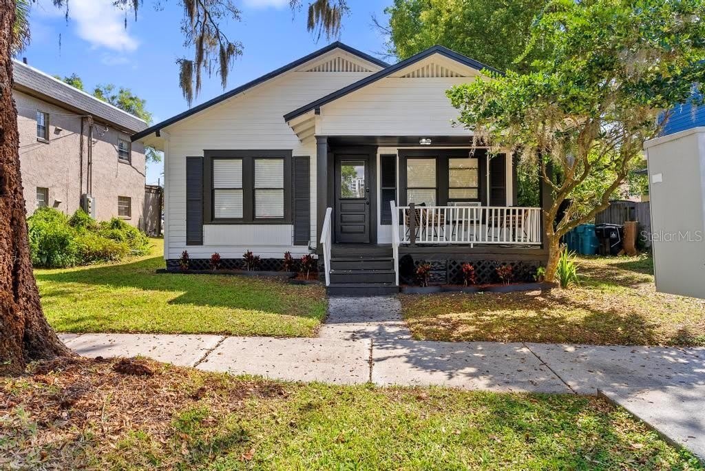 412 E HARWOOD Street – photo 2