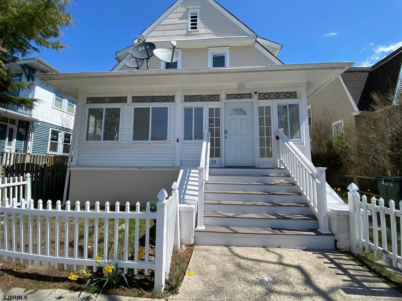 29 N Bartram Ave – photo 1