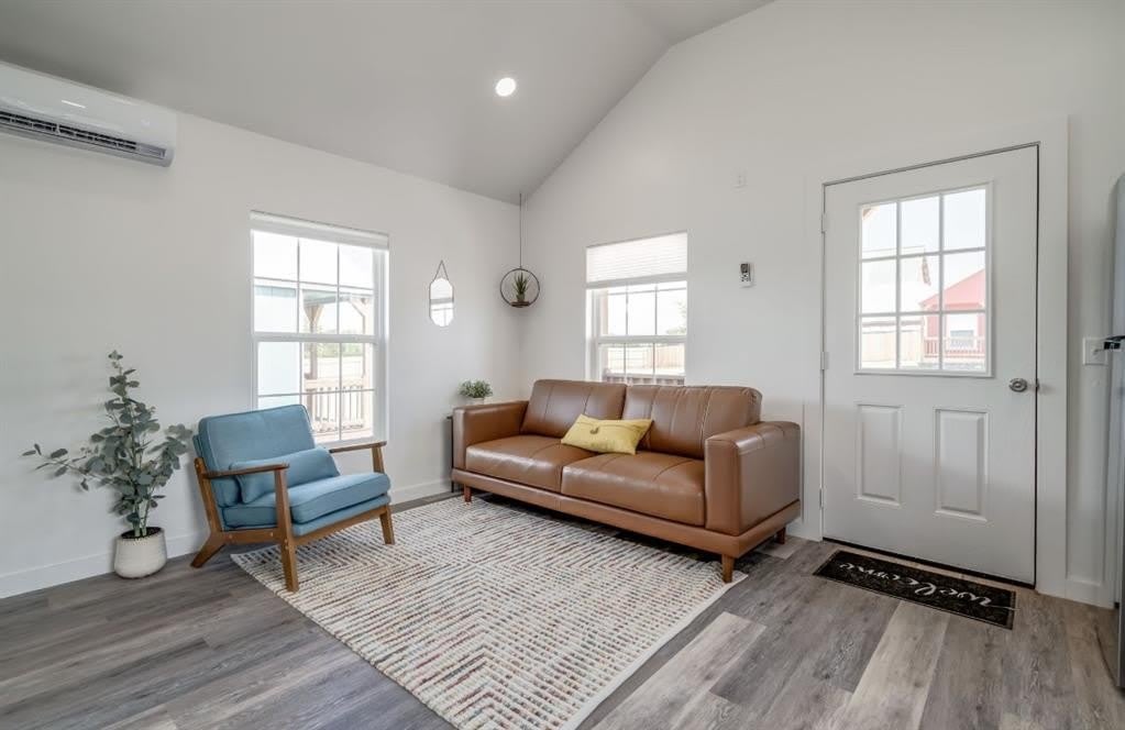 16351 W Highway 66 – photo 2