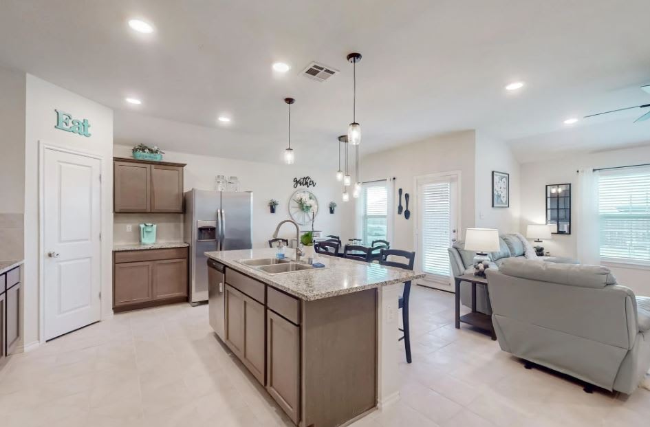 401 Silo Cir – photo 4