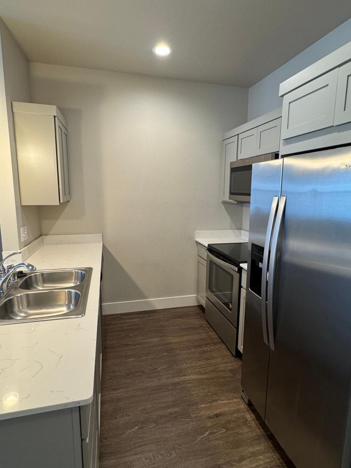 6042 Farmstead Ave – photo 4