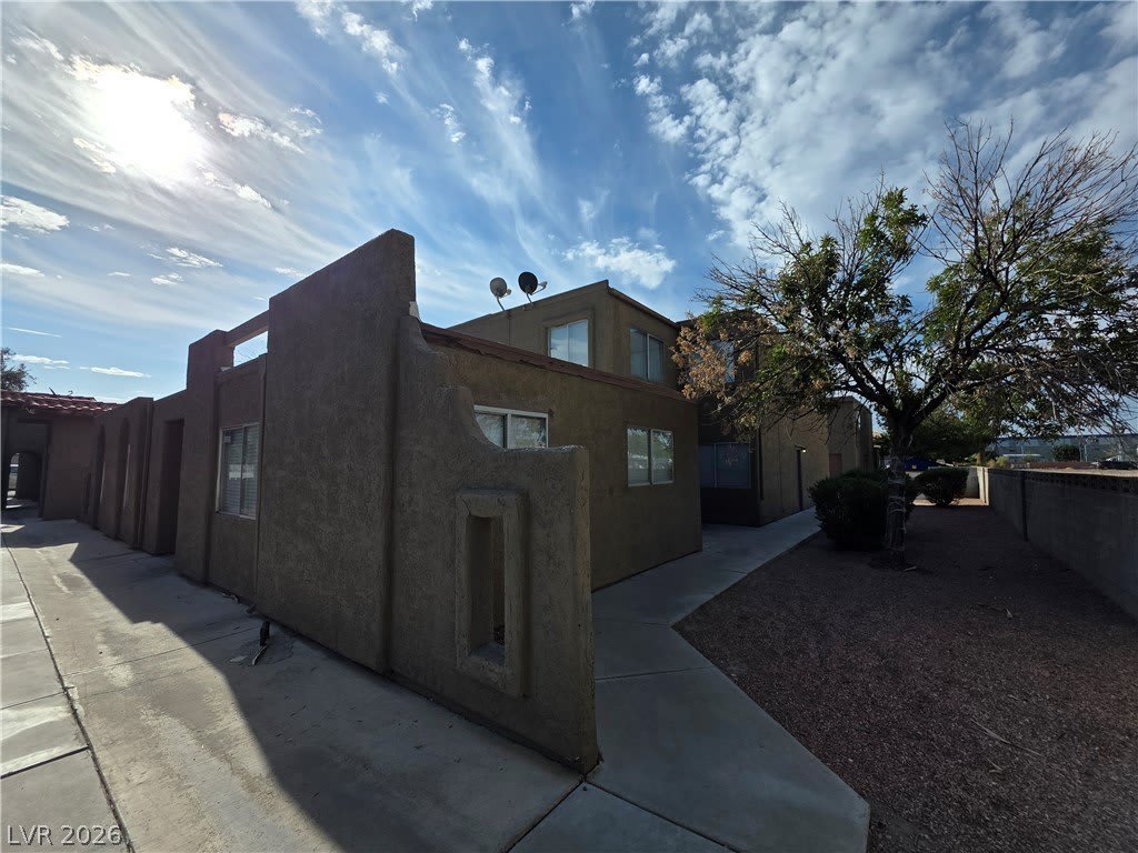 574 Roxella Lane – photo 5