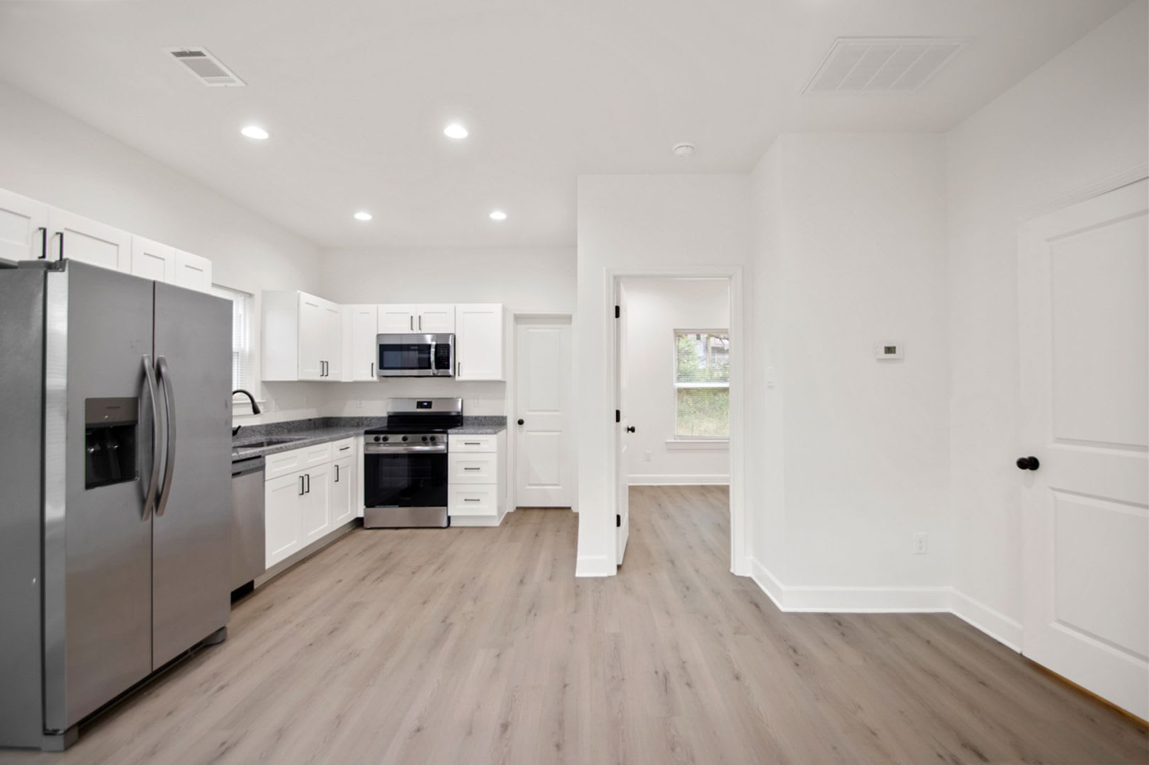 212 S Park St – photo 2