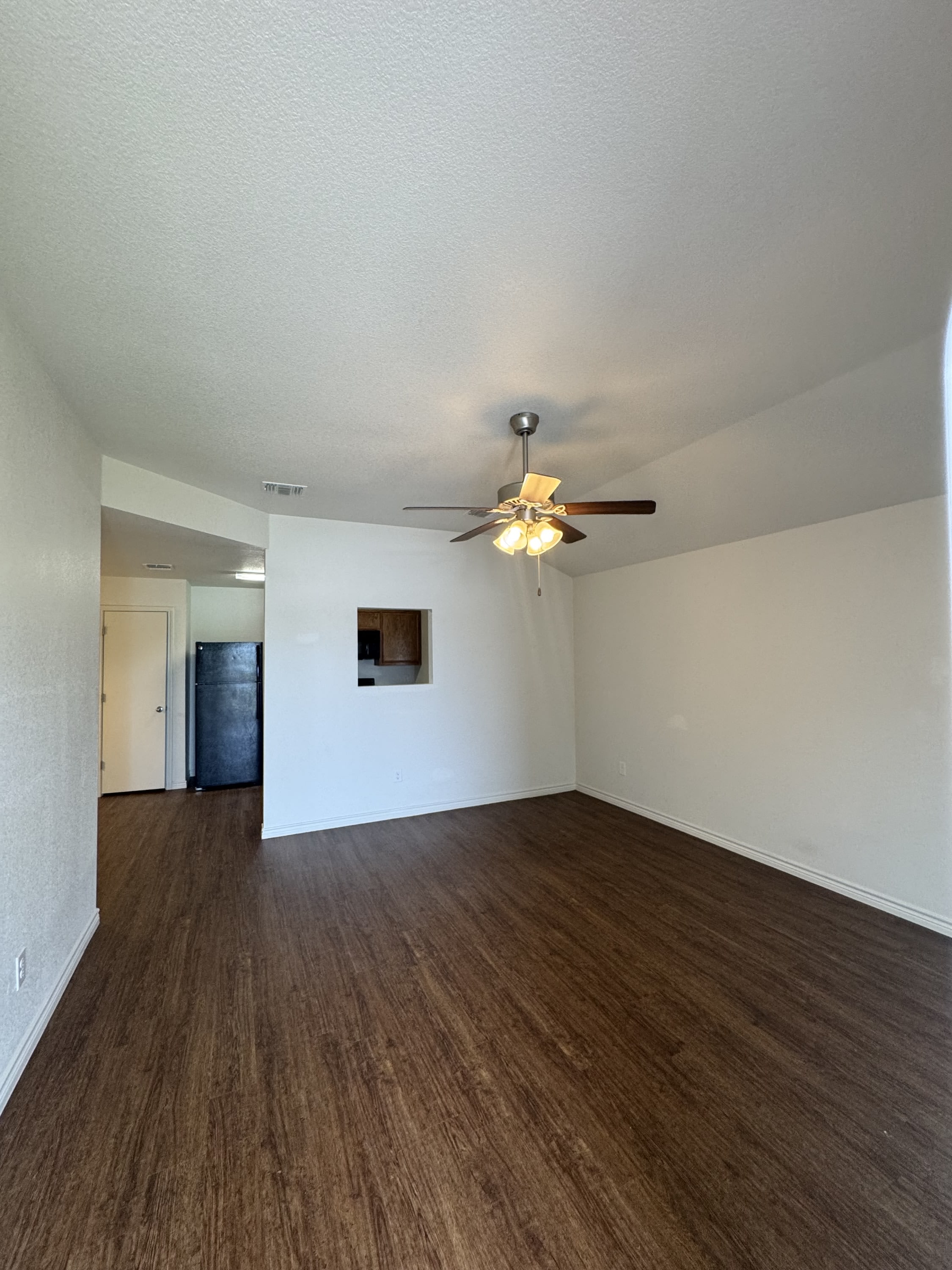 1521 Justin Loop – photo 2