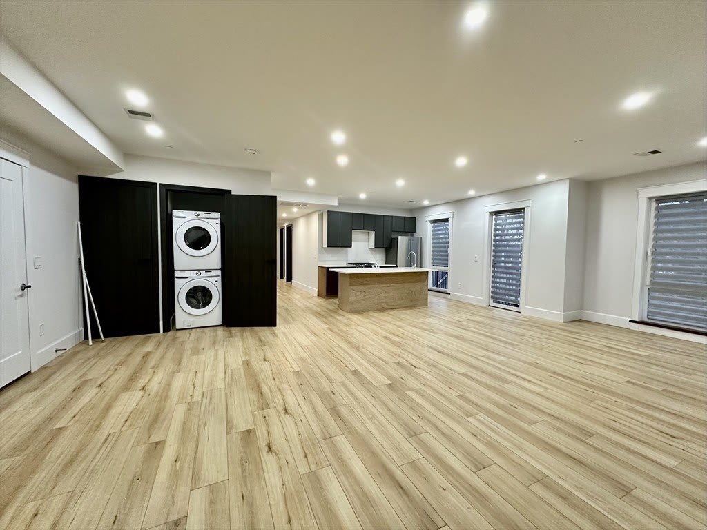 100 Mt Pleasant Ave – photo 3