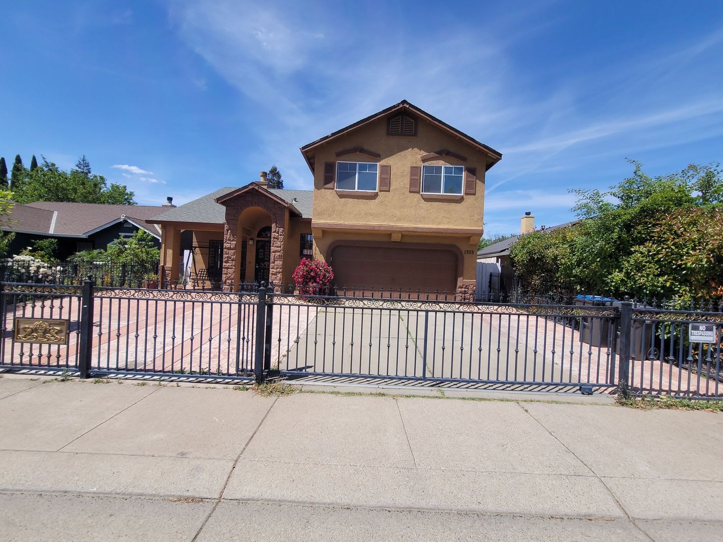 REDUCED! – photo 1
