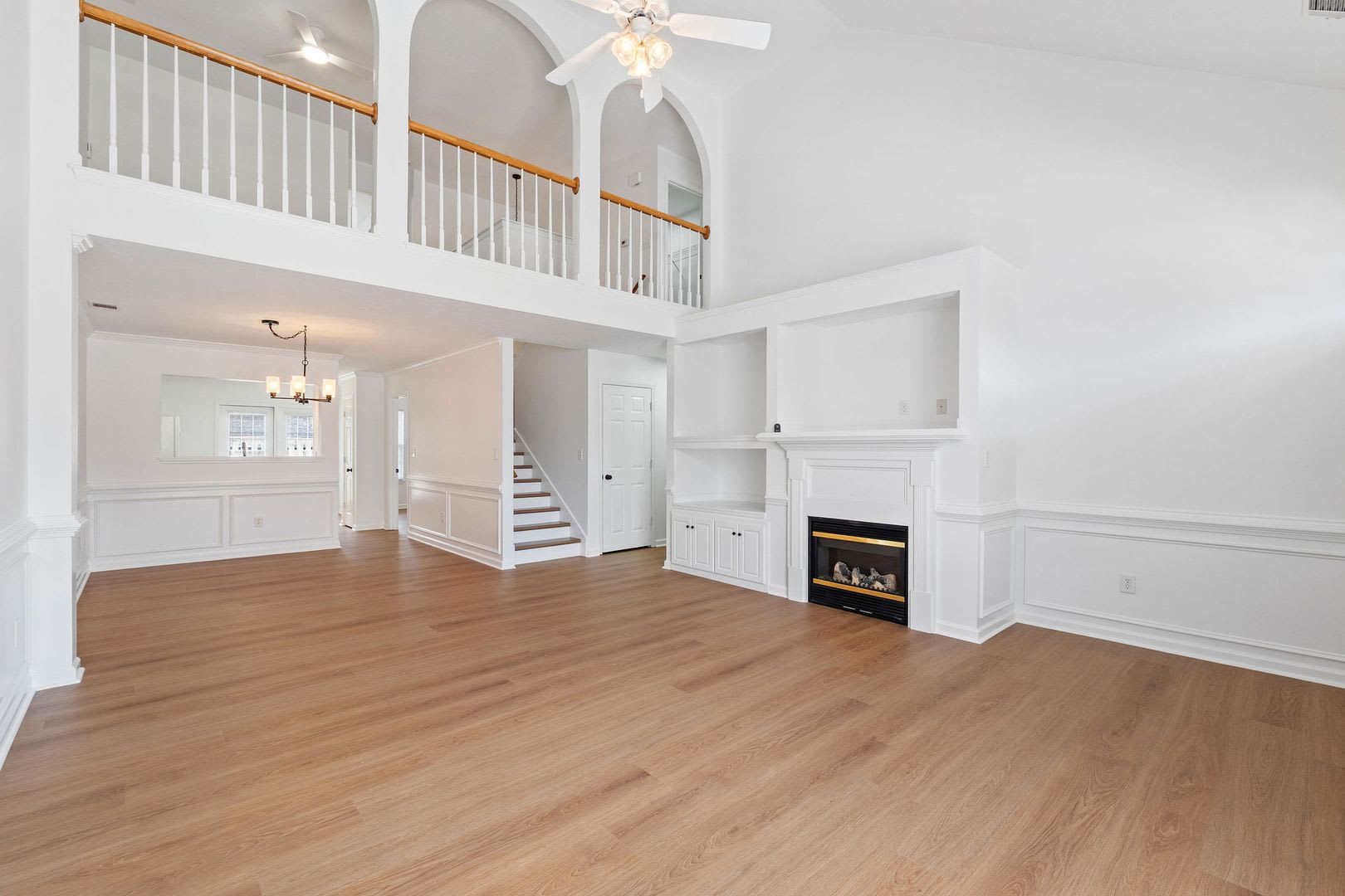 Immaculate townhome in Bay Hill – photo 4