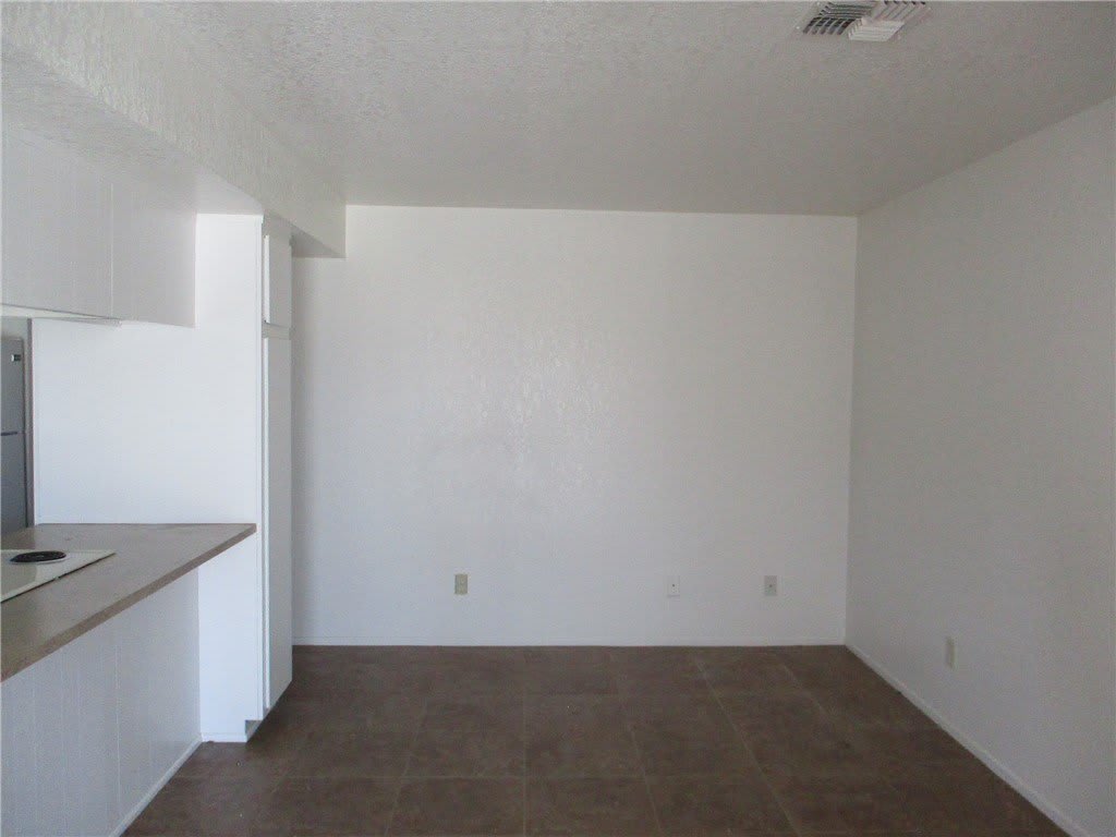 5090 La Calzada Unit B – photo 2