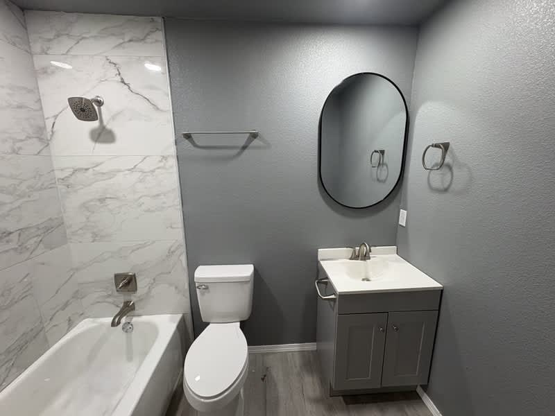 5724 North Frankfort Avenue – photo 4