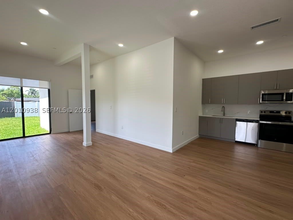 19444 SW 125th AVE – photo 5