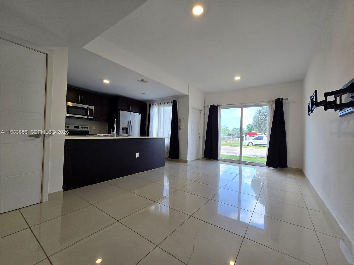 25901 Sw 139Th Court 25901 Homestead Fl 33032 – photo 2