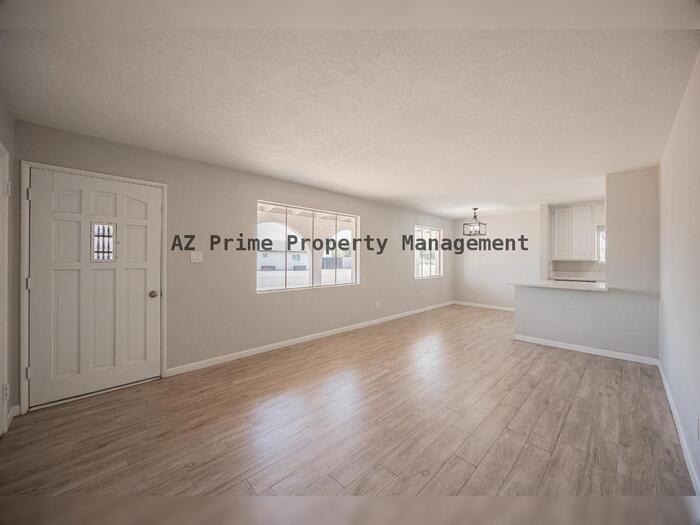 1140 West 7th Street – photo 5