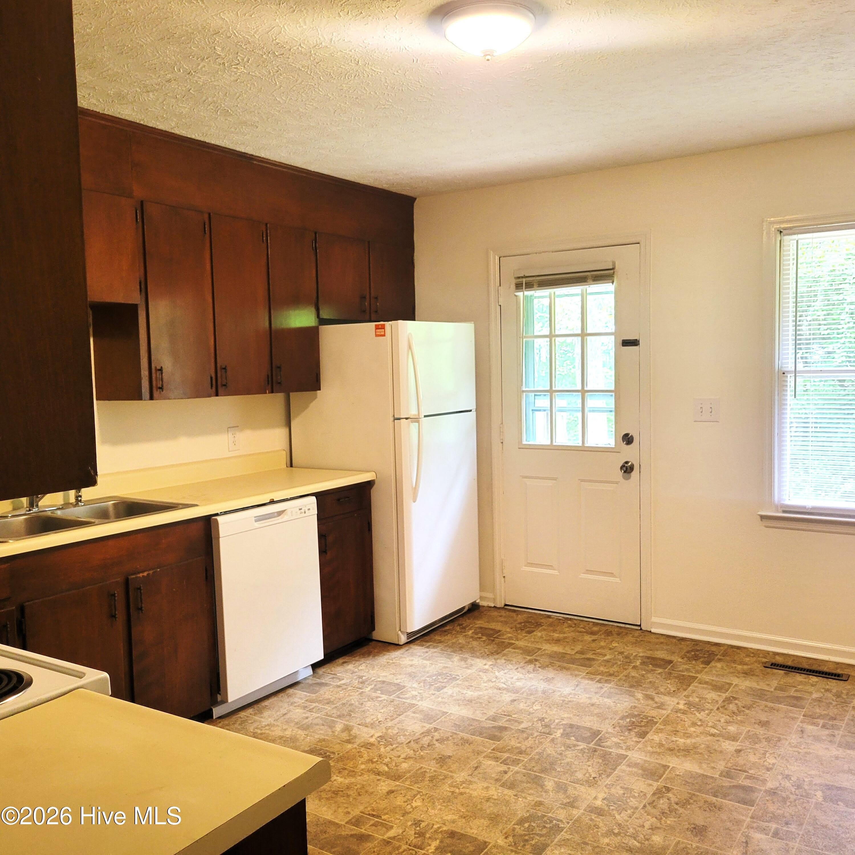 607 Longleaf Road – photo 5