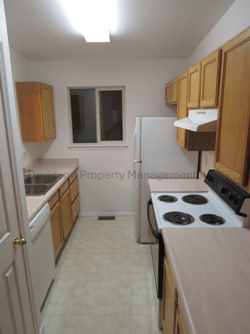 Charming 3 Bedroom Unit in Old Colorado City – photo 4