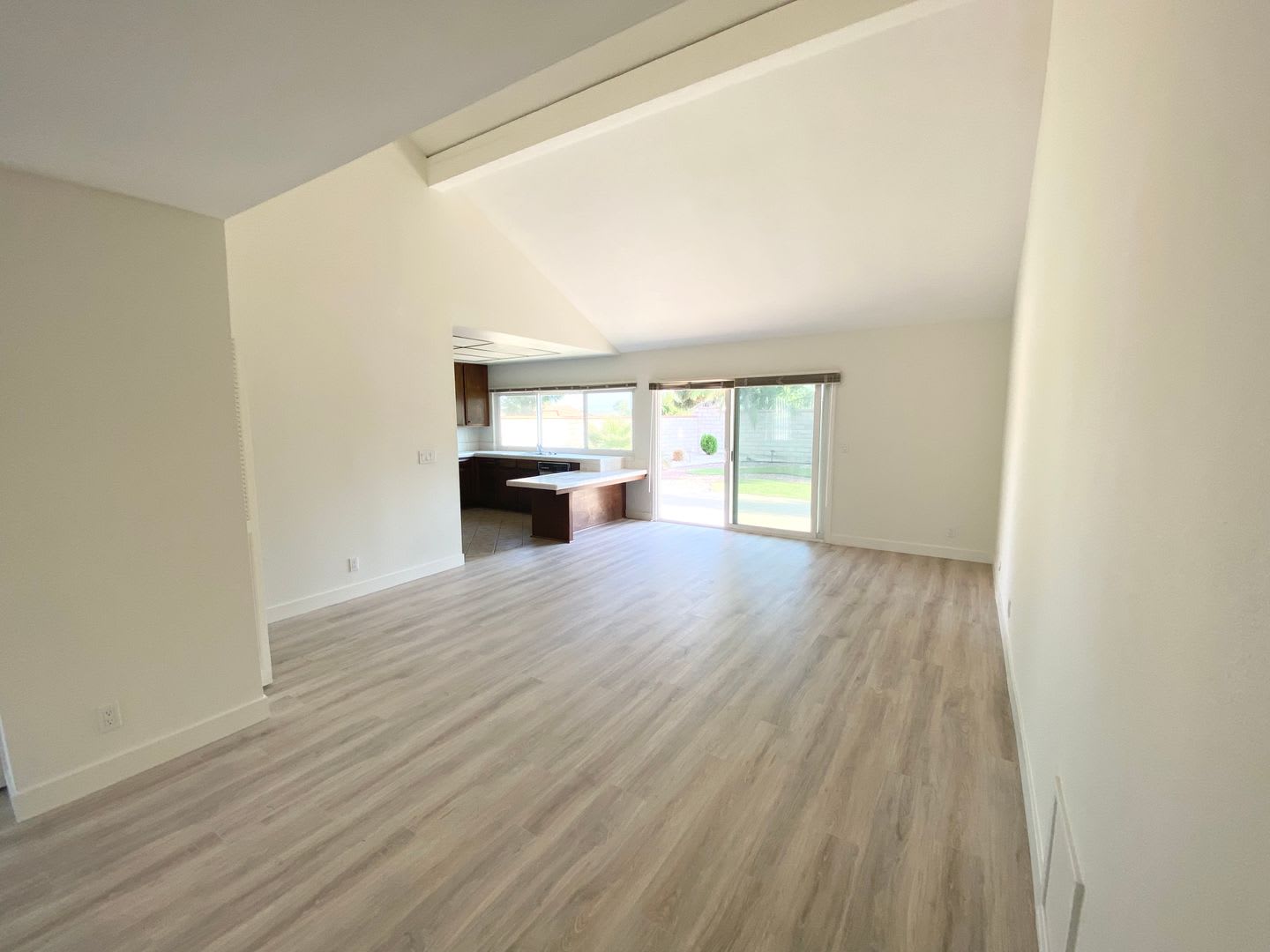 Amazing Pet friendly Anaheim home! – photo 5