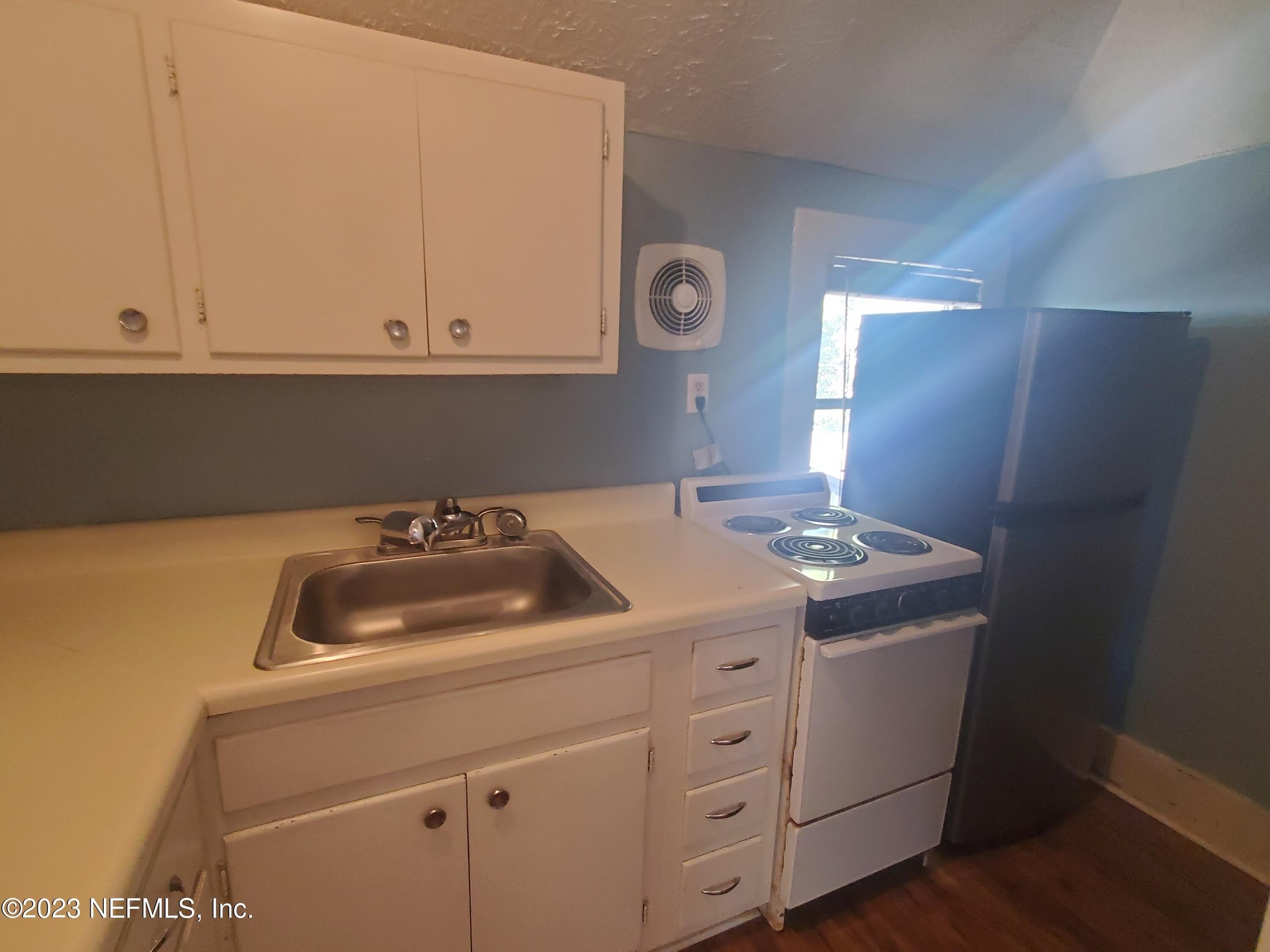 3114 RIVERSIDE Avenue – photo 5