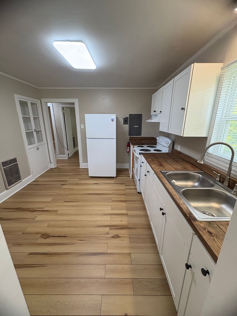 2 Bed 1 Bath House – photo 2