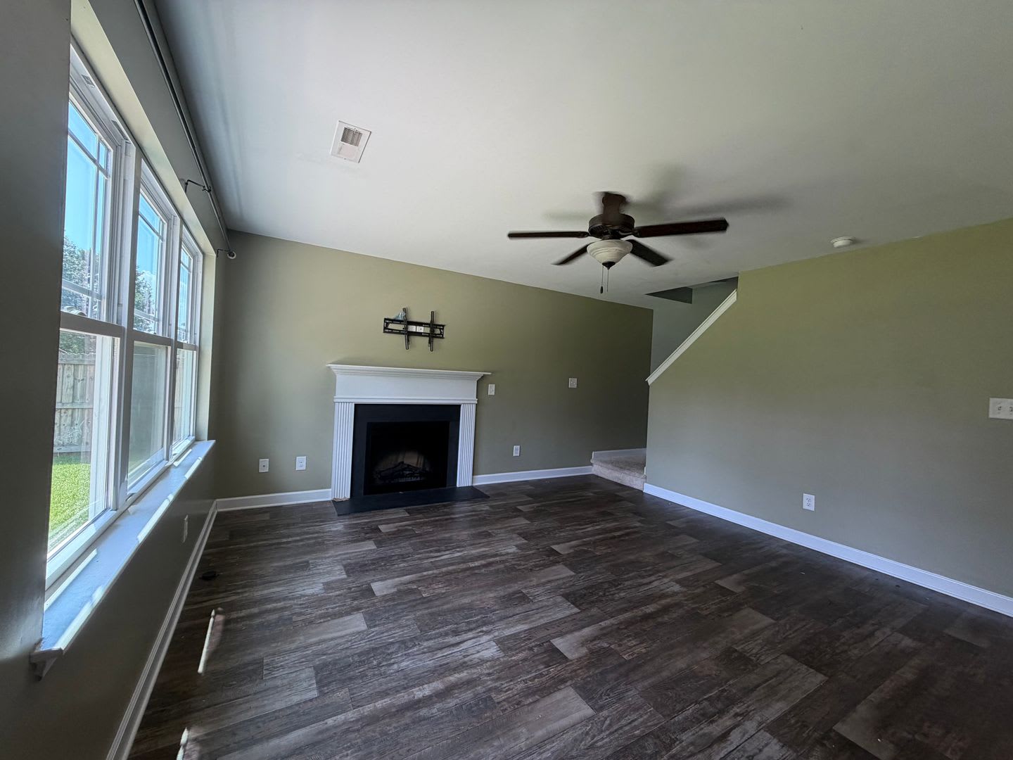 310 Emma Court – photo 5