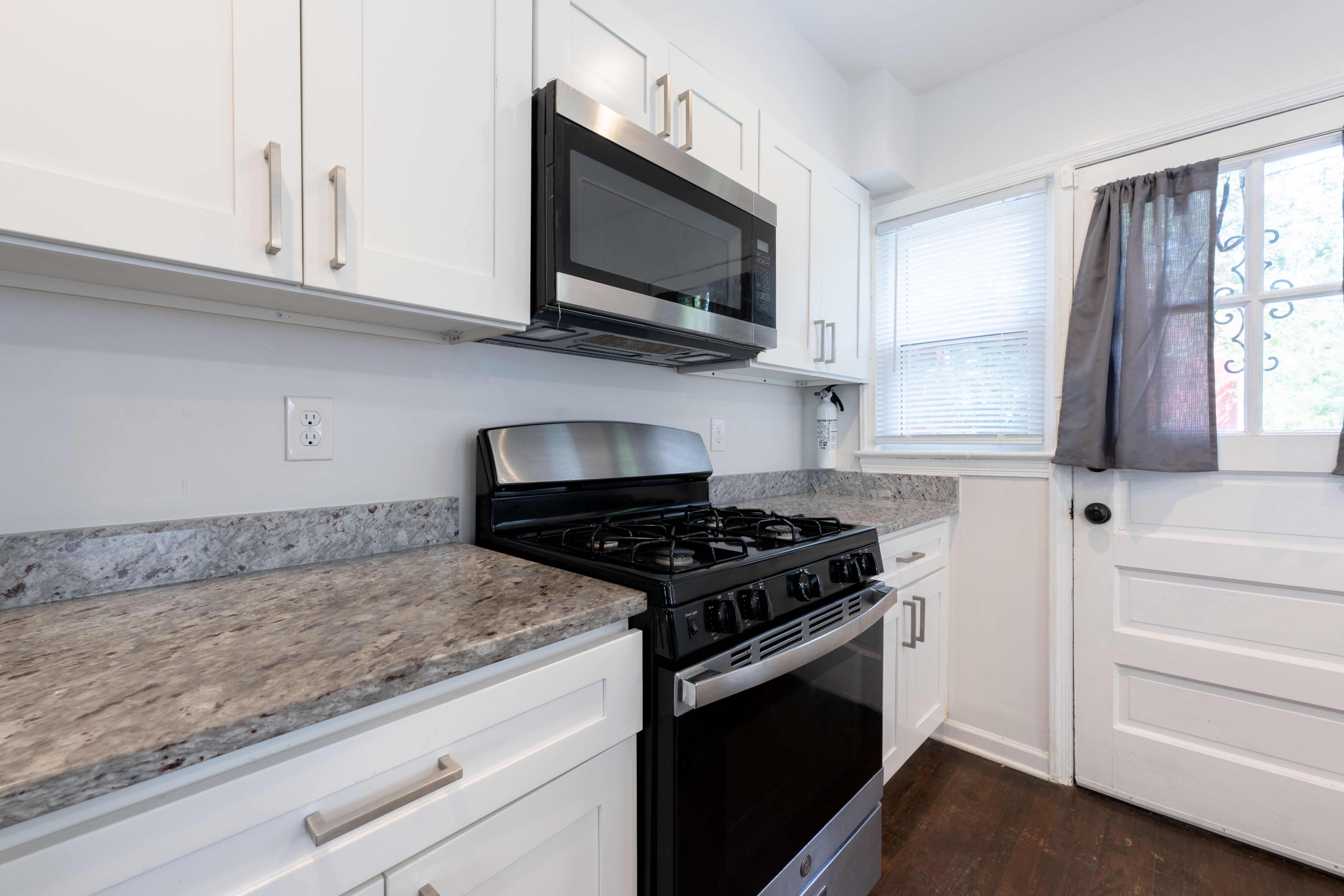 4502 Eads Place Northeast – photo 5