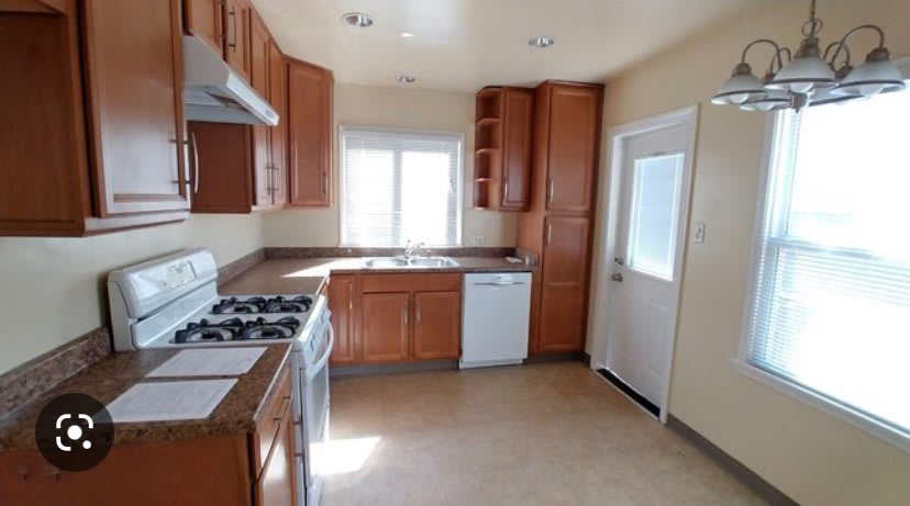 704 5th Street – photo 3