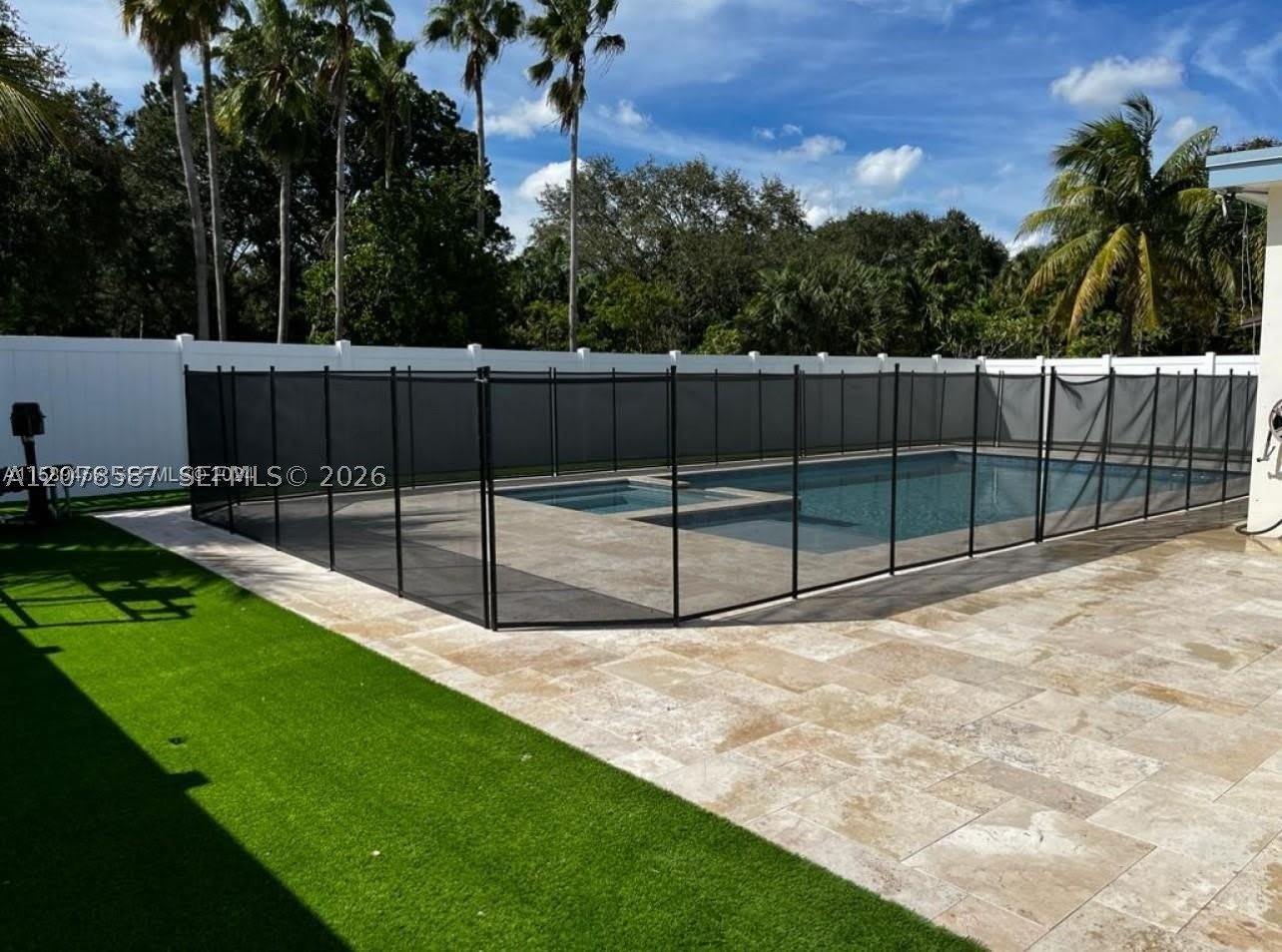 5063 SW 27th Ave – photo 3