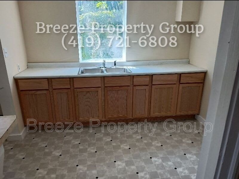 627 Brice Ave – photo 3