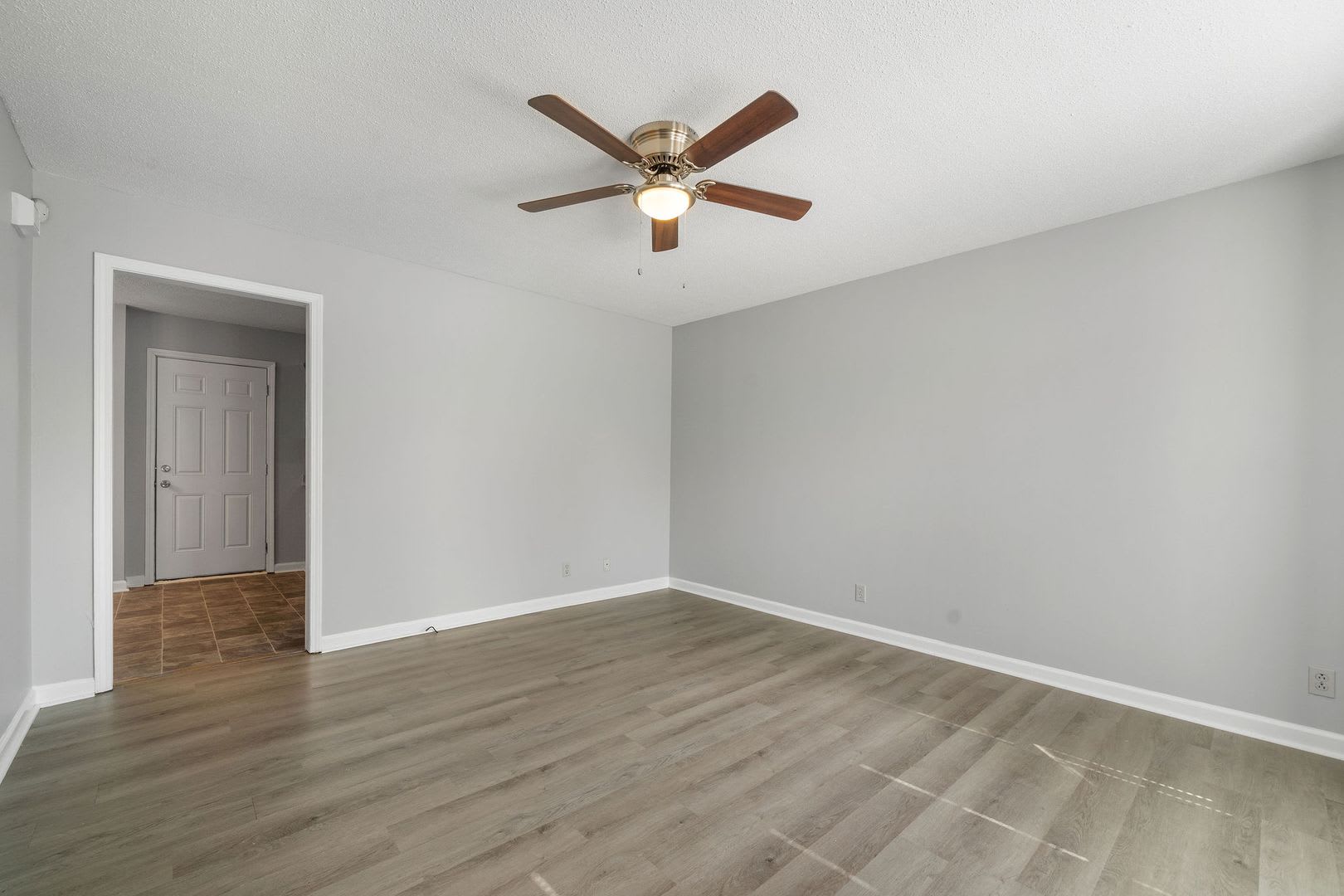 911 Van Buren Avenue, Oak Grove, KY 42262 – photo 5