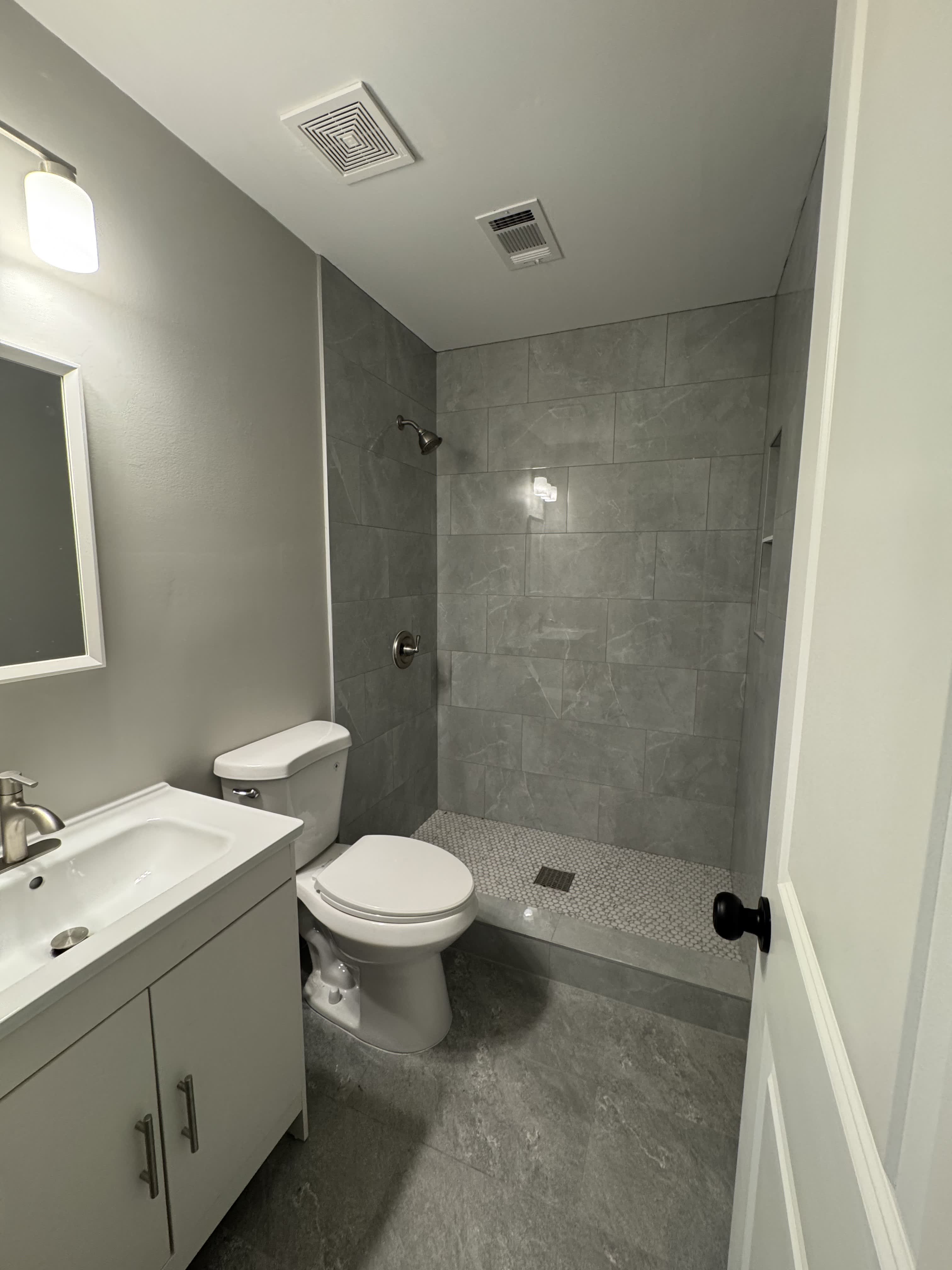 4909 Bayside Court – photo 1