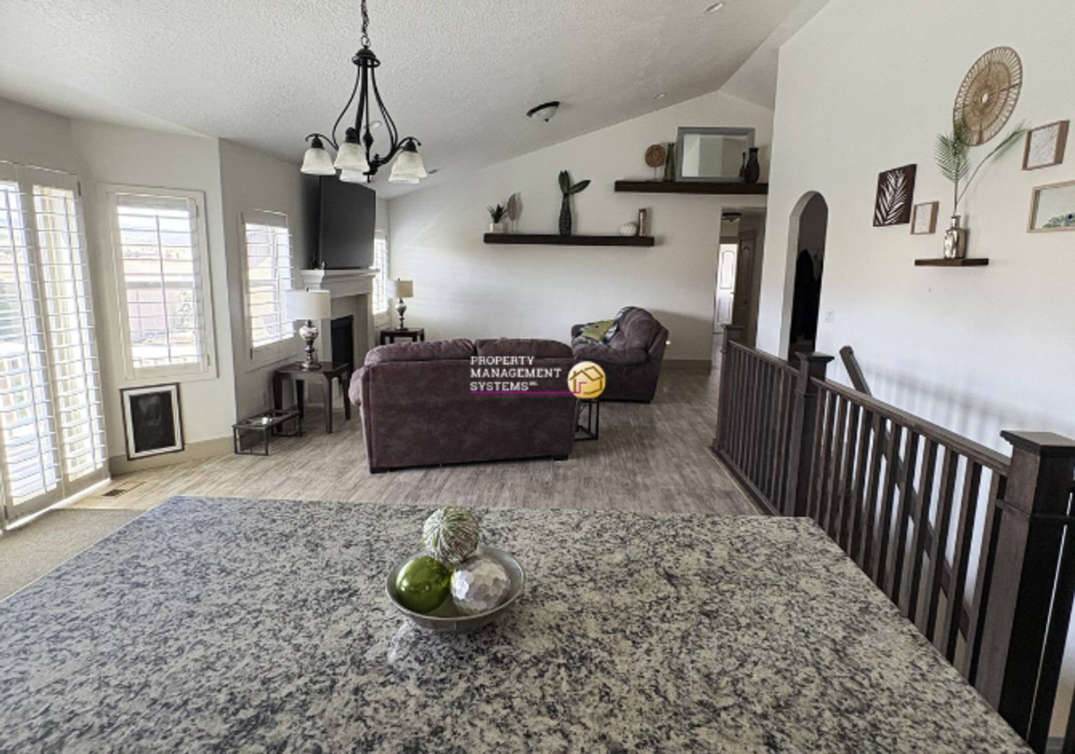 Beautiful 6 Bedroom Home in West Jordan! – photo 2