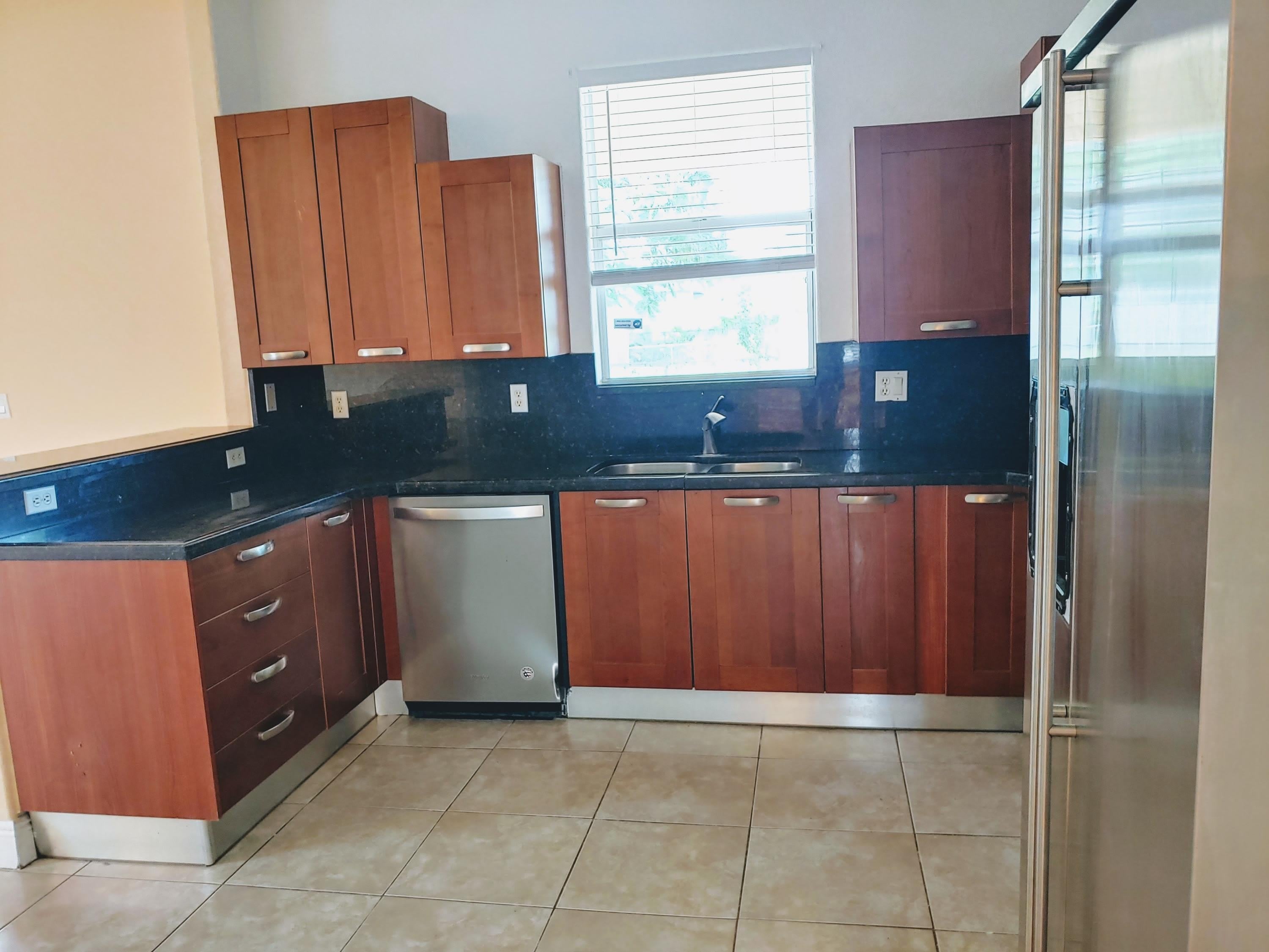 2449 SW Savage Boulevard – photo 3