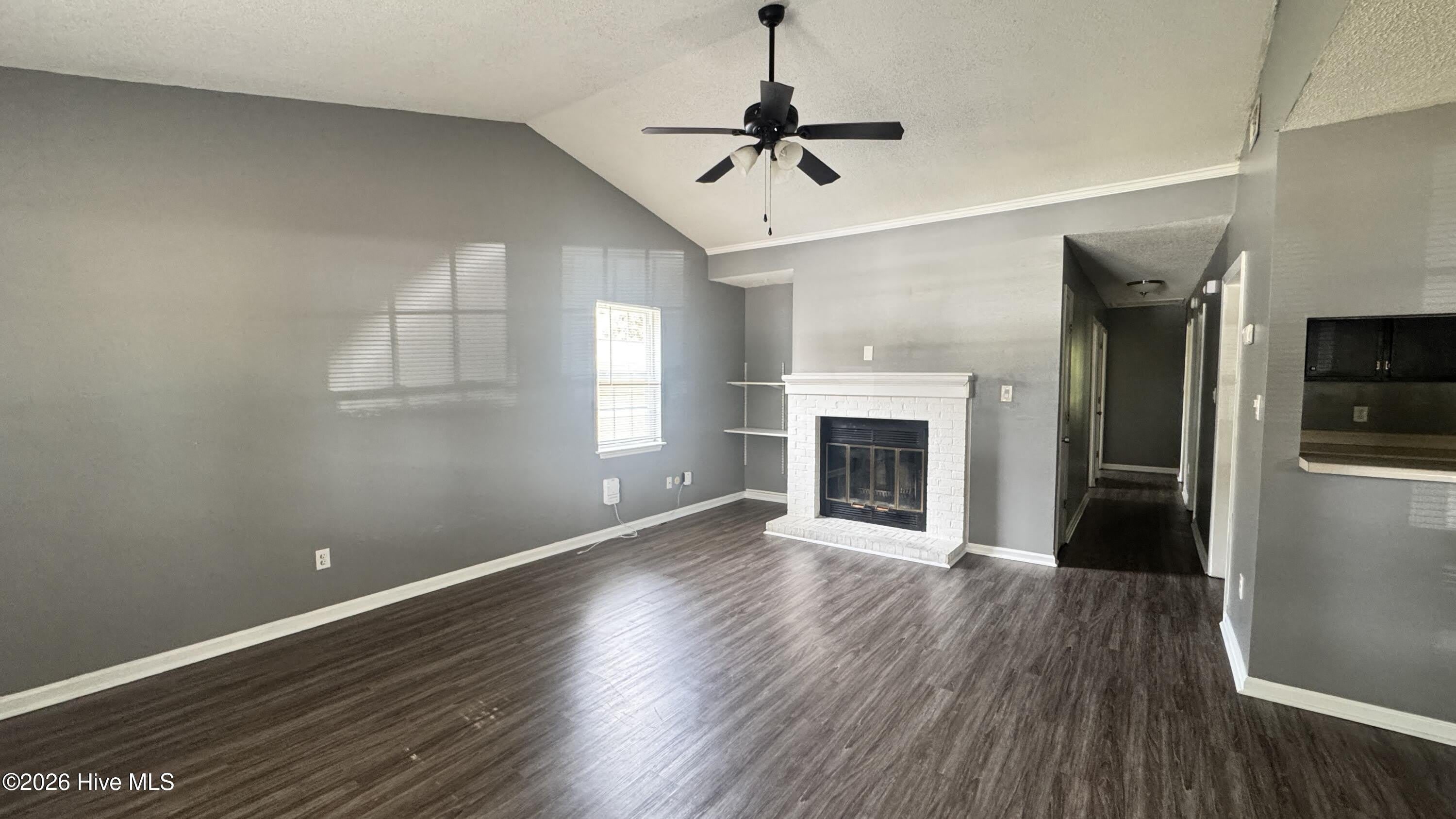 206 Wedgewood Drive – photo 2
