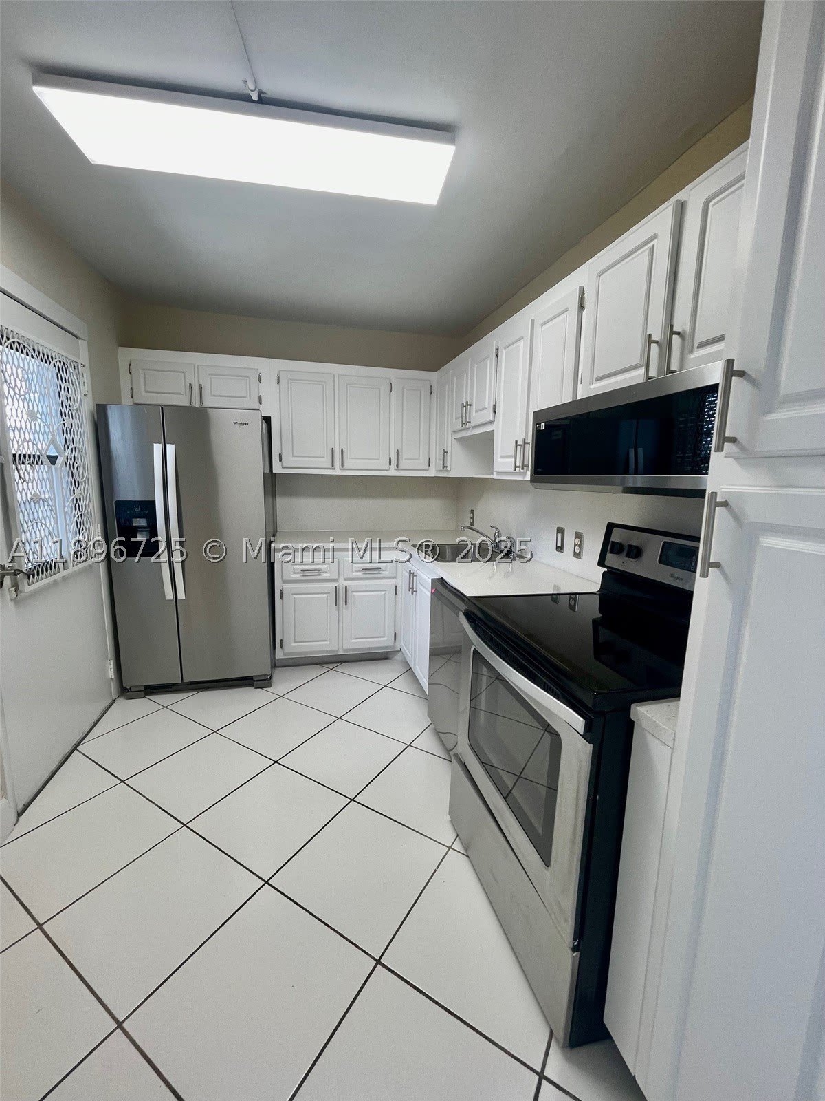 20400 W Country Club Dr – photo 5