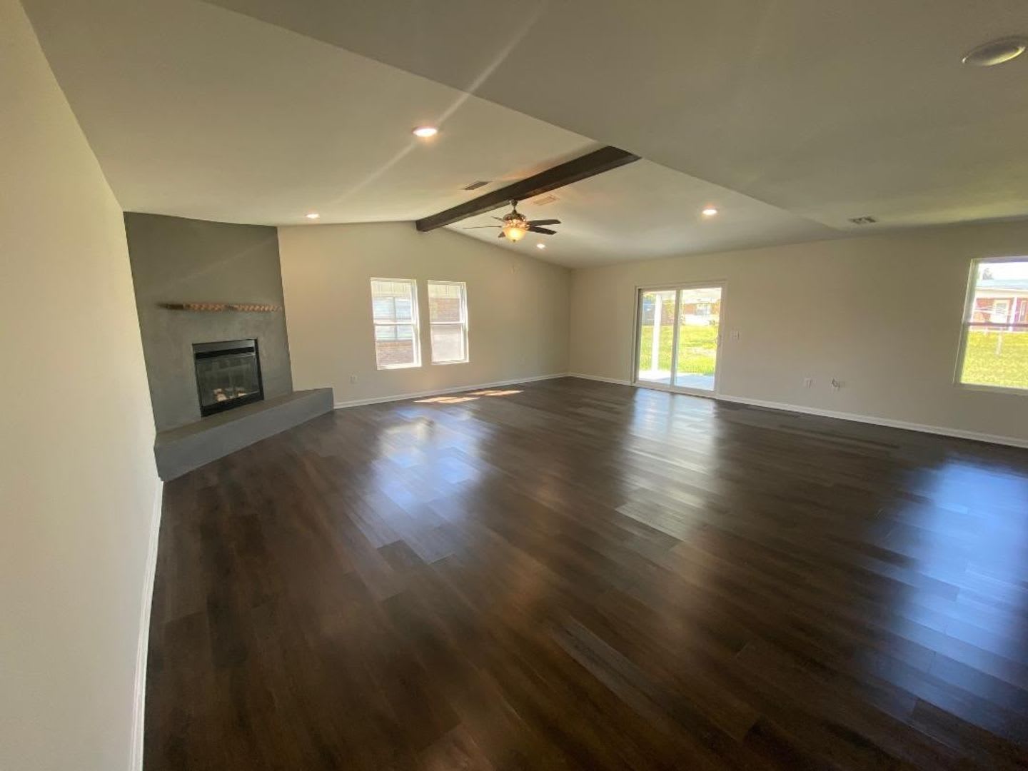5917 Howard Rd – photo 4